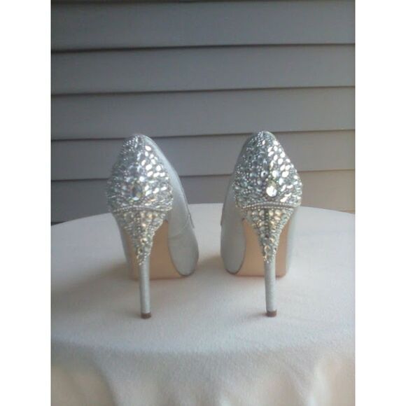 Silver Peep Open Toe Platform Pumps with Gems on Heels De Blossom Brand size 8 - Picture 1 of 11